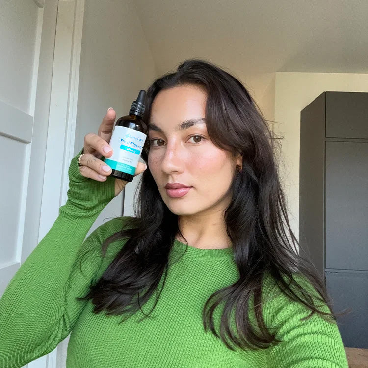 Nikki-freshflower.jpg